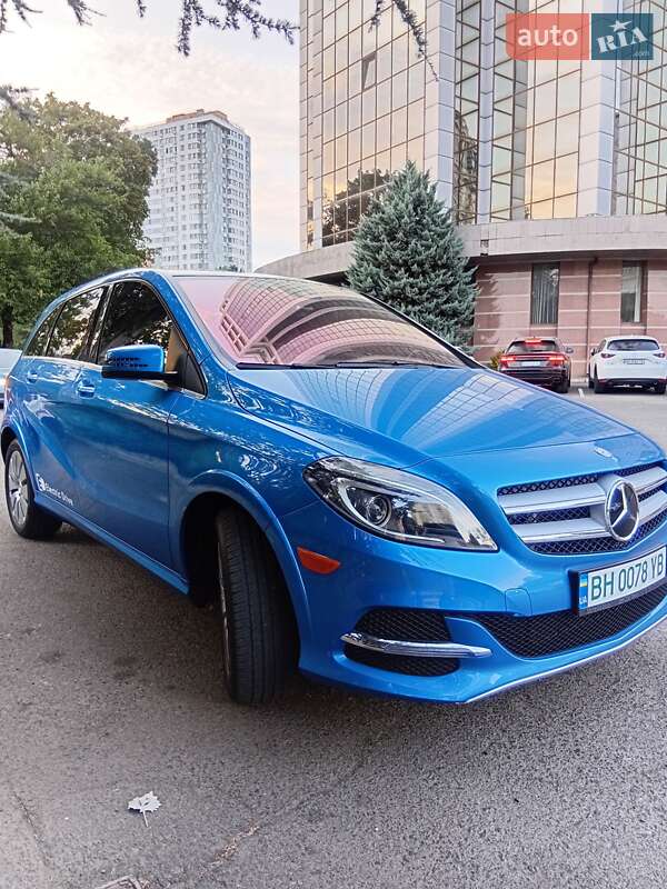 Хэтчбек Mercedes-Benz B-Class 2014 в Одессе фото 23 Хэтчбек Mercedes-Benz B-Class 2014 в Одессе