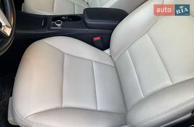 Хэтчбек Mercedes-Benz B-Class 2014 в 
