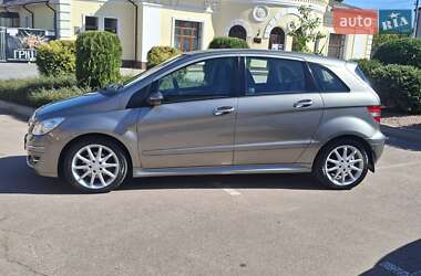 Хэтчбек Mercedes-Benz B-Class 2008 в 