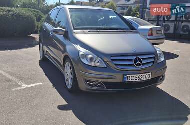Хэтчбек Mercedes-Benz B-Class 2008 в 