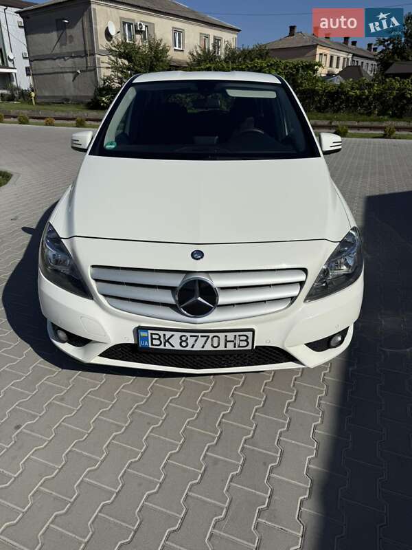 Mercedes-Benz B-Class 2014