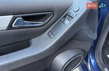 Хэтчбек Mercedes-Benz B-Class 2008 в 