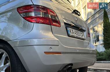 Хэтчбек Mercedes-Benz B-Class 2007 в 