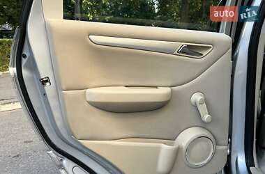 Хэтчбек Mercedes-Benz B-Class 2007 в 