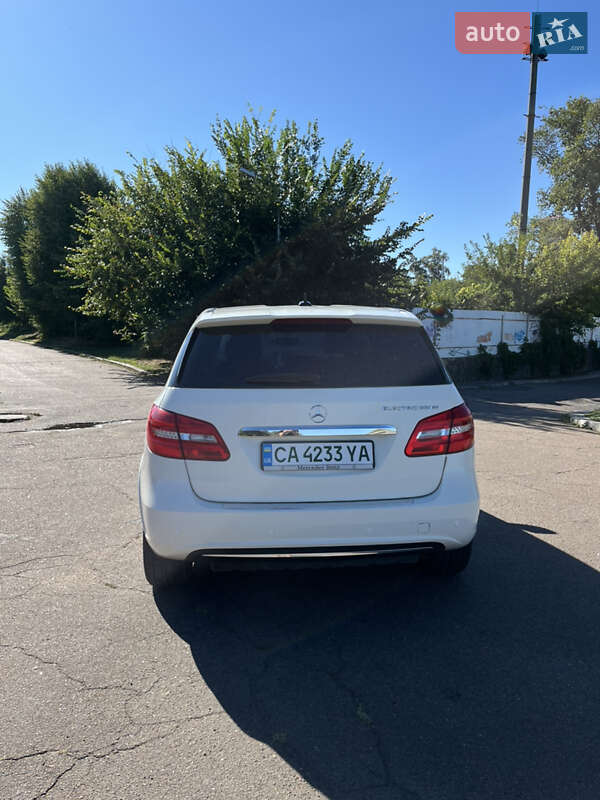 Хэтчбек Mercedes-Benz B-Class 2014 в Черкассах