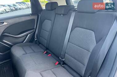 Хетчбек Mercedes-Benz B-Class 2015 в 