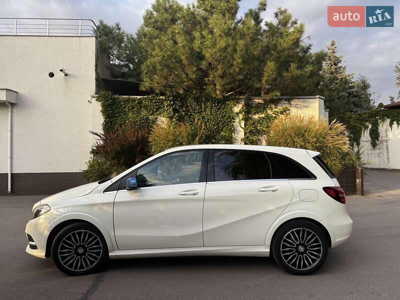 Хетчбек Mercedes-Benz B-Class 2016 в Дніпрі