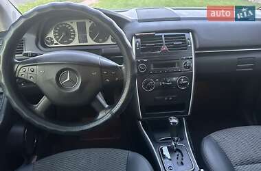 Хэтчбек Mercedes-Benz B-Class 2008 в 