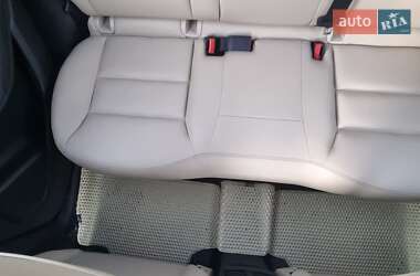 Хэтчбек Mercedes-Benz B-Class 2016 в 