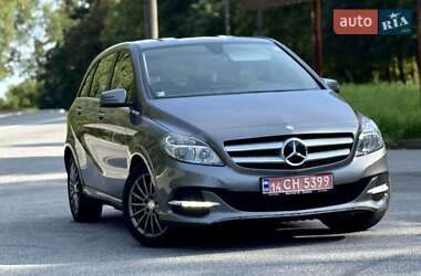 Хэтчбек Mercedes-Benz B-Class 2016 в 