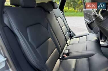 Хэтчбек Mercedes-Benz B-Class 2016 в 