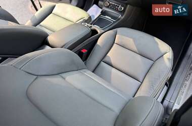 Хэтчбек Mercedes-Benz B-Class 2016 в 
