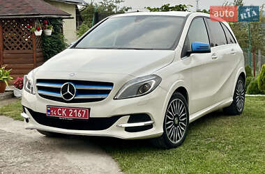 Хэтчбек Mercedes-Benz B-Class 2016 в Дрогобыче