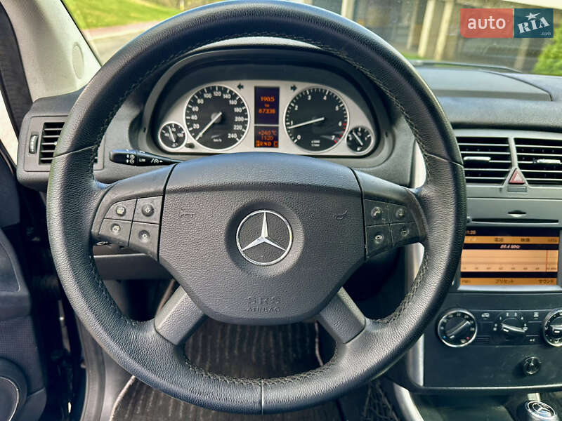 Хэтчбек Mercedes-Benz B-Class 2011 в Киеве фото 11 Хэтчбек Mercedes-Benz B-Class 2011 в Киеве