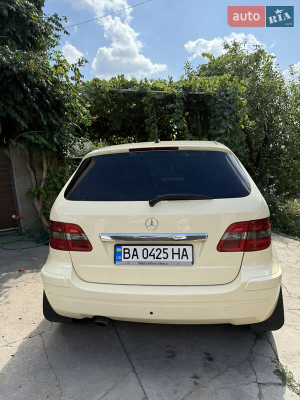 Хэтчбек Mercedes-Benz B-Class 2008 в Первомайске фото 5 Хэтчбек Mercedes-Benz B-Class 2008 в Первомайске