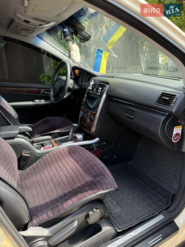 Хэтчбек Mercedes-Benz B-Class 2008 в Первомайске фото 2 Хэтчбек Mercedes-Benz B-Class 2008 в Первомайске