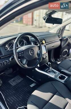 Хэтчбек Mercedes-Benz B-Class 2010 в 