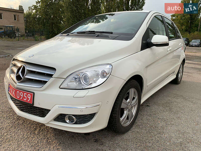 Хэтчбек Mercedes-Benz B-Class 2010 в Киеве