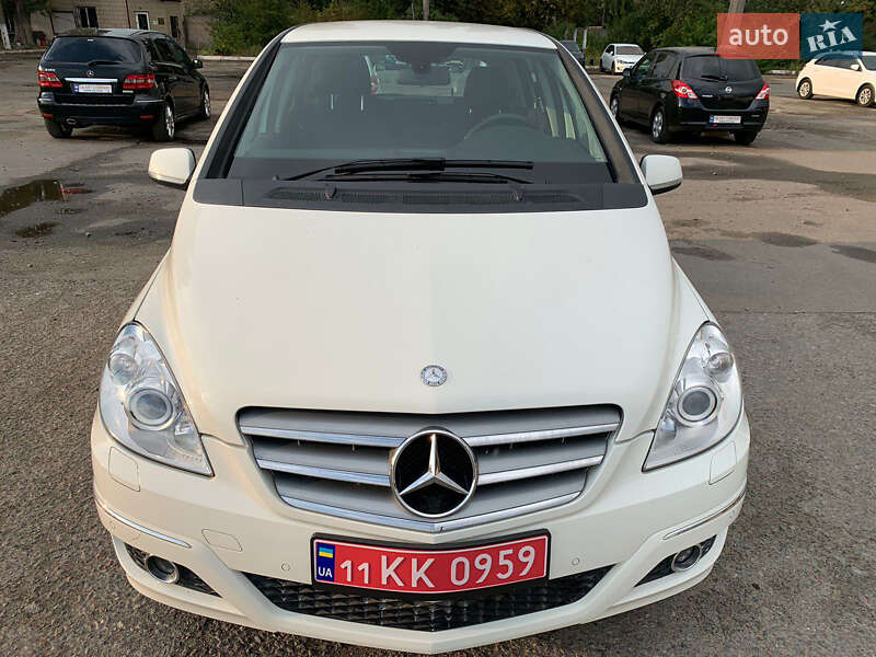 Хэтчбек Mercedes-Benz B-Class 2010 в Киеве