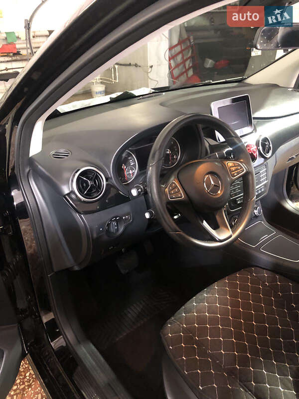 Хэтчбек Mercedes-Benz B-Class 2018 в Полтаве фото 5 Хэтчбек Mercedes-Benz B-Class 2018 в Полтаве