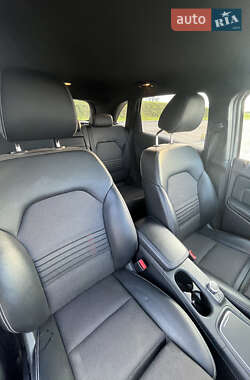 Хэтчбек Mercedes-Benz B-Class 2016 в 