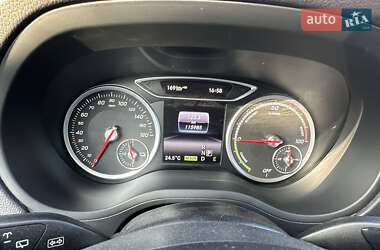 Хэтчбек Mercedes-Benz B-Class 2016 в 