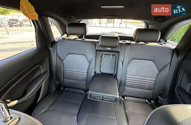 Хэтчбек Mercedes-Benz B-Class 2016 в 