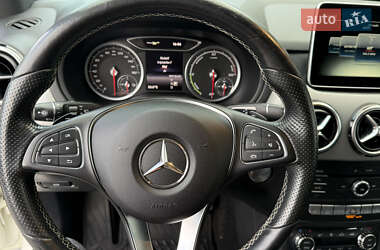 Хэтчбек Mercedes-Benz B-Class 2015 в 