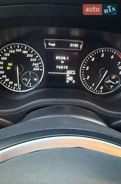 Хэтчбек Mercedes-Benz B-Class 2013 в 