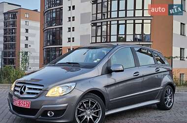 Хетчбек Mercedes-Benz B-Class 2010 в Івано-Франківську
