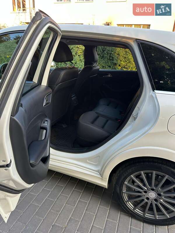 Хэтчбек Mercedes-Benz B-Class 2017 в Луцке
