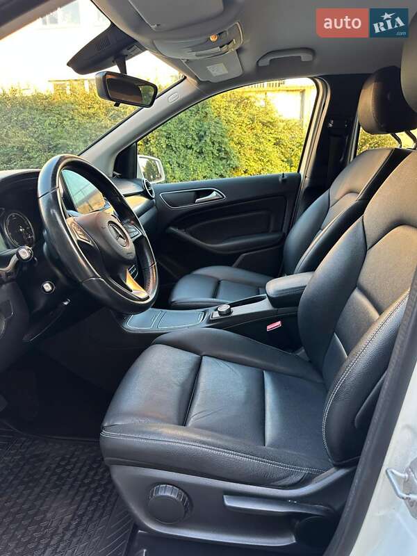 Хэтчбек Mercedes-Benz B-Class 2017 в Луцке