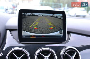Хэтчбек Mercedes-Benz B-Class 2015 в 