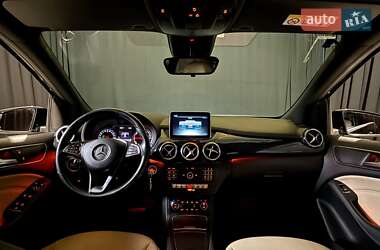 Хэтчбек Mercedes-Benz B-Class 2015 в 