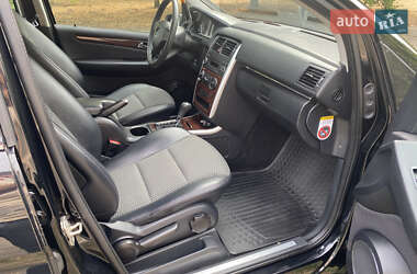 Хэтчбек Mercedes-Benz B-Class 2009 в 
