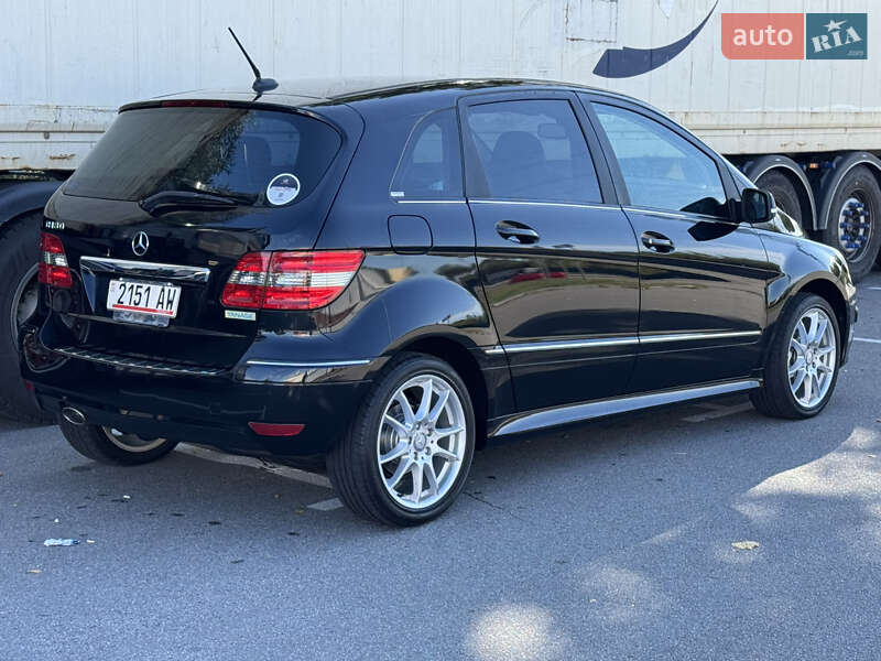 Хэтчбек Mercedes-Benz B-Class 2010 в Киеве