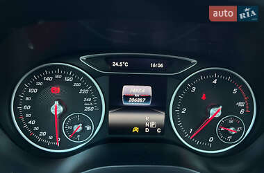 Хэтчбек Mercedes-Benz B-Class 2015 в 