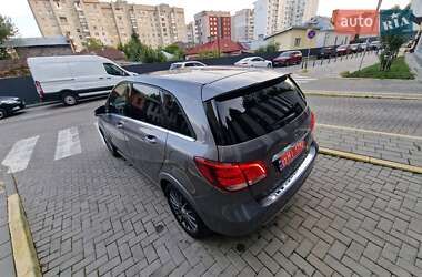 Хэтчбек Mercedes-Benz B-Class 2015 в 