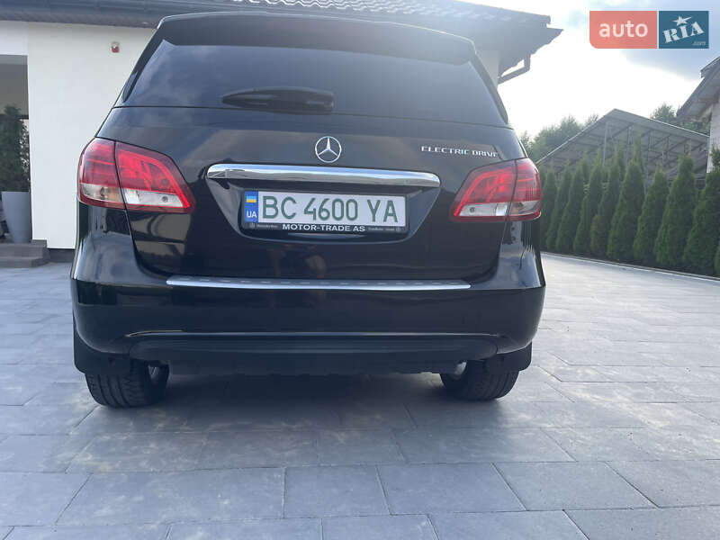 Хэтчбек Mercedes-Benz B-Class 2015 в Яворове
