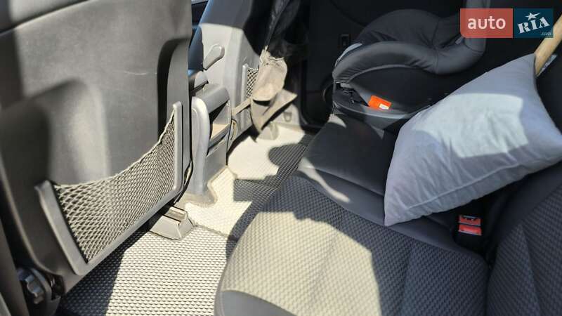 Хетчбек Mercedes-Benz B-Class 2010 в Покрові