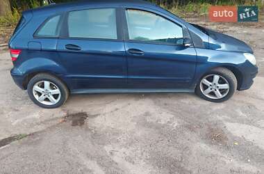 Хэтчбек Mercedes-Benz B-Class 2008 в 