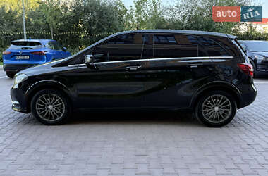 Хэтчбек Mercedes-Benz B-Class 2015 в 