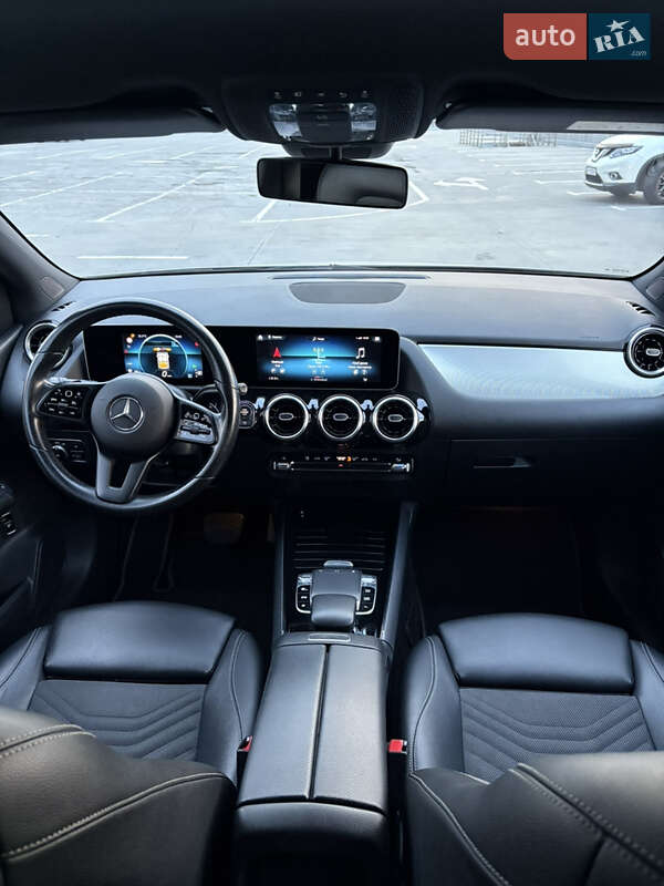 Хэтчбек Mercedes-Benz B-Class 2019 в Киеве