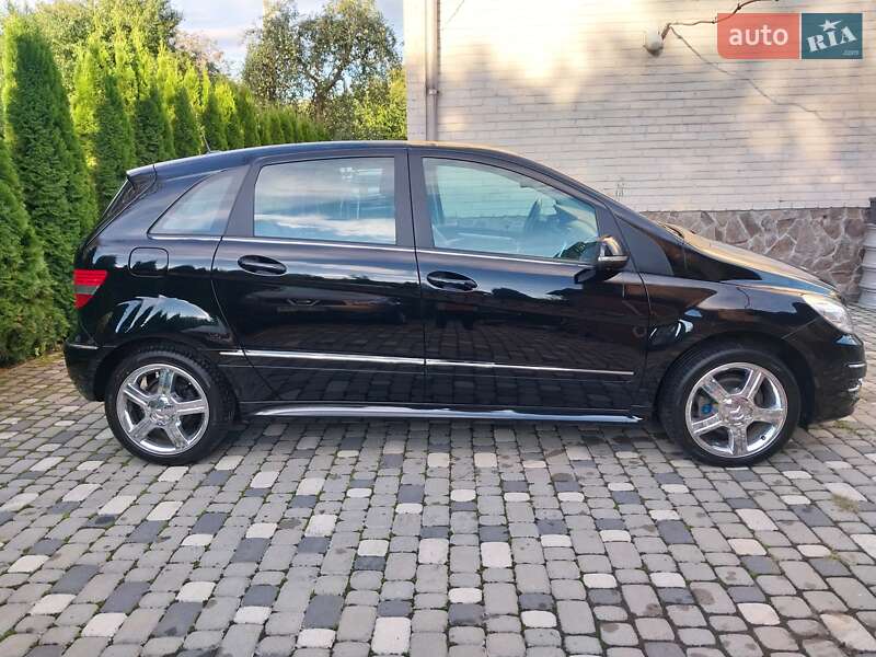 Хэтчбек Mercedes-Benz B-Class 2010 в Ходорове