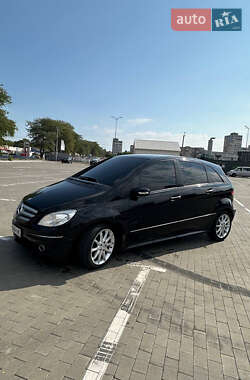Хэтчбек Mercedes-Benz B-Class 2005 в 