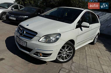 Хэтчбек Mercedes-Benz B-Class 2010 в Днепре