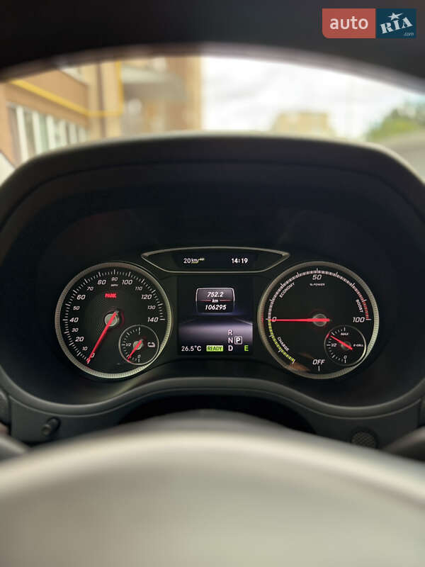 Хэтчбек Mercedes-Benz B-Class 2014 в Запорожье