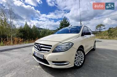 Mercedes-Benz B-Class 2013