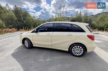 Хэтчбек Mercedes-Benz B-Class 2013 в 