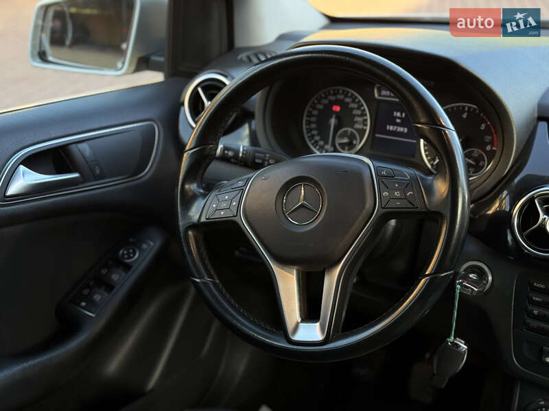 Хэтчбек Mercedes-Benz B-Class 2014 в Мукачево